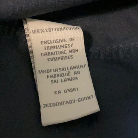 3/$20 item - Denver Hayes Dress Shirt - Picture 9 of 10